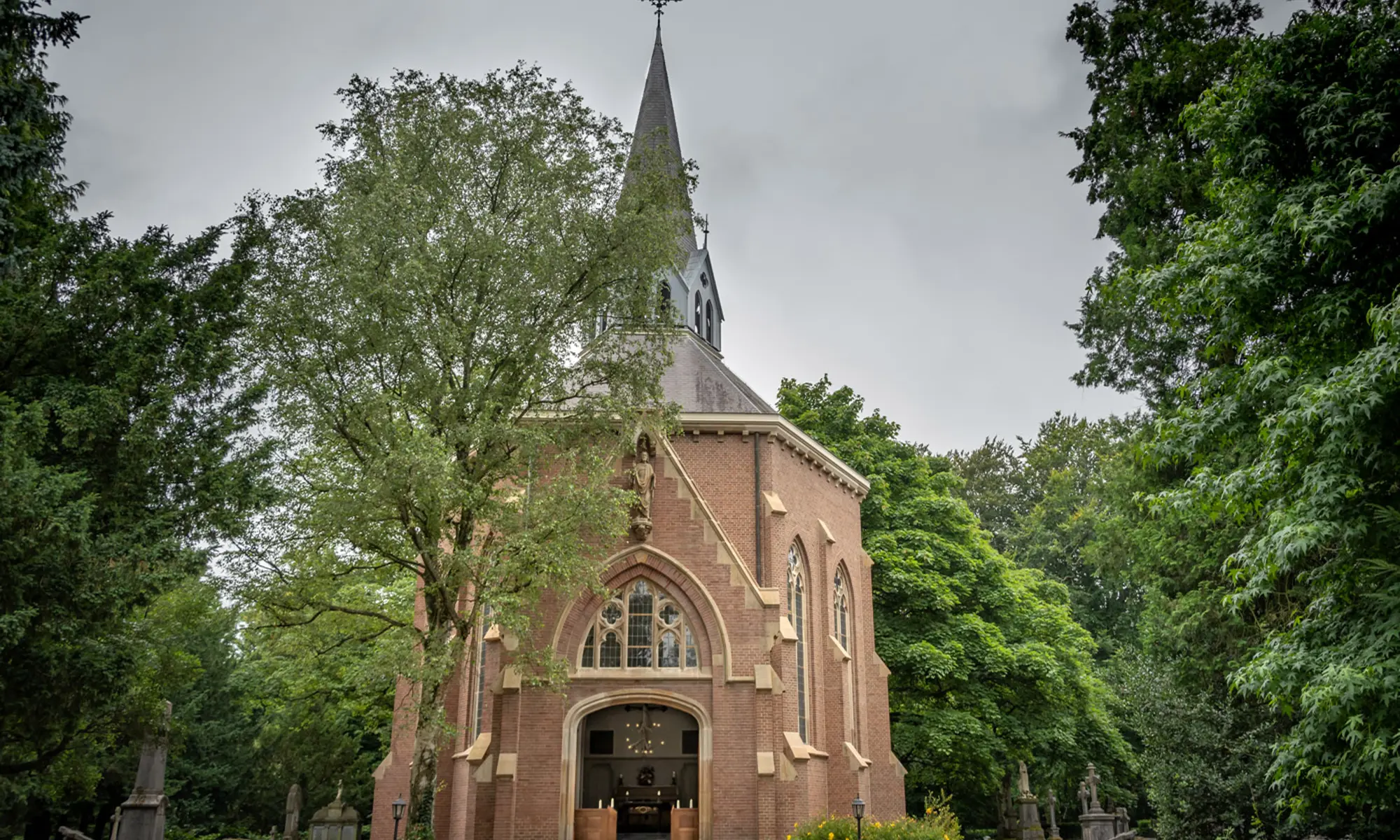 Orthen kapel_voorzijde.jpg